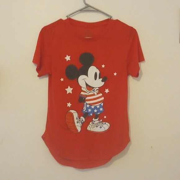 NWOT Adult Disney Mickey Mouse Shirt!* - Picture 2 of 3